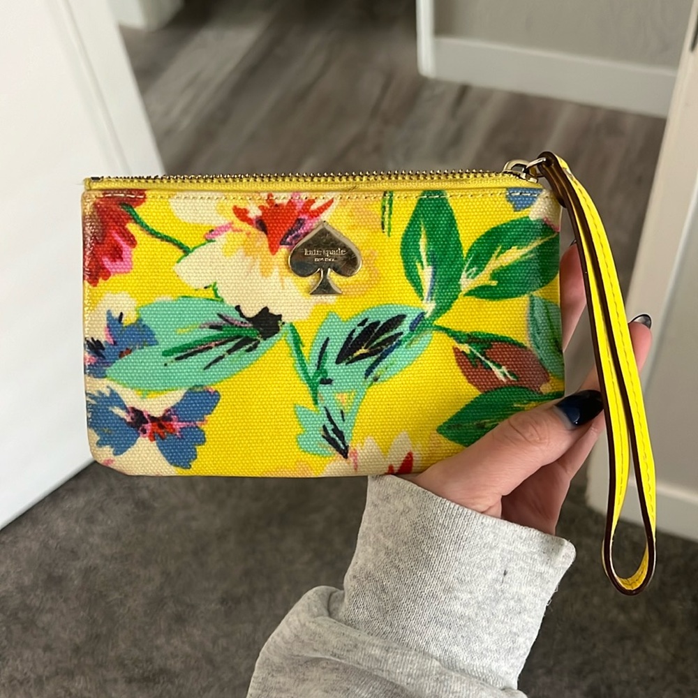 Kate Spade wristlet